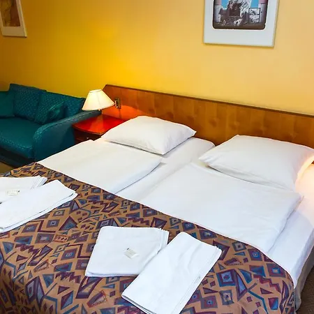 Abe Hotel 3*